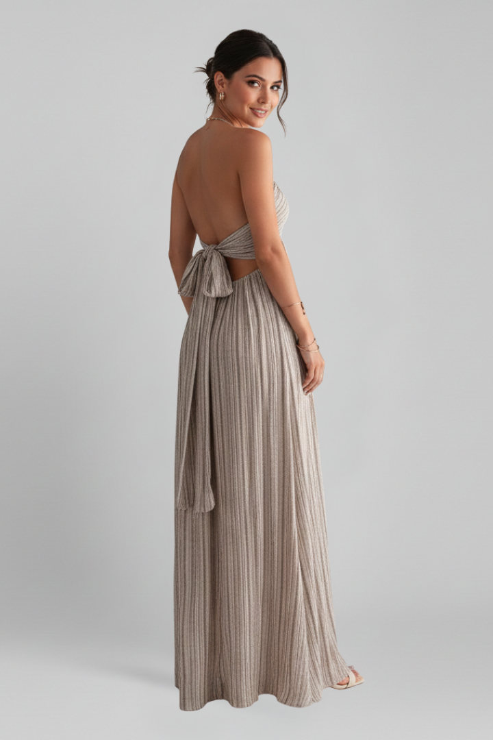 Vestito donna con spalline sottili e superficie plissettata