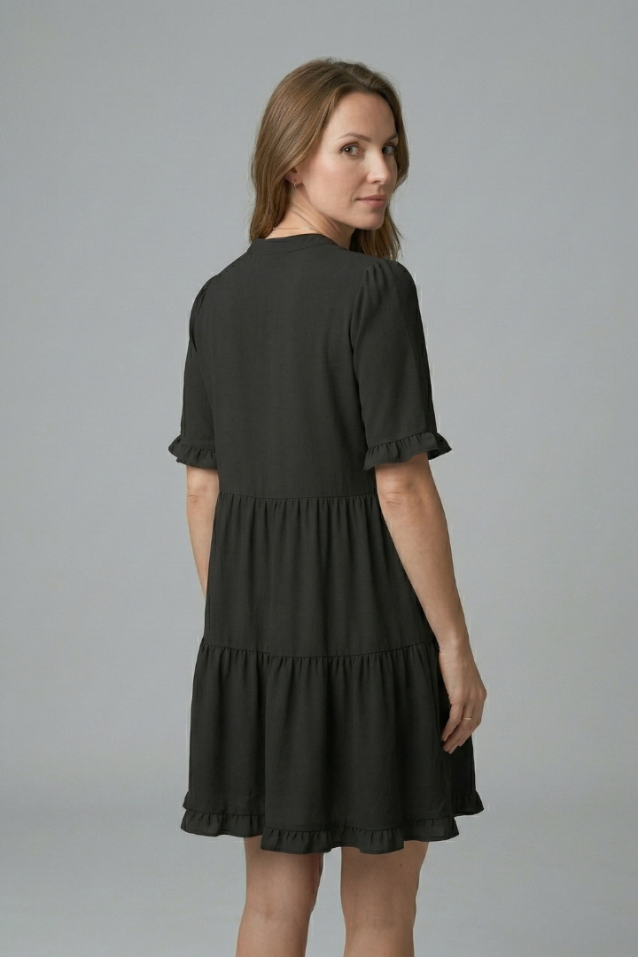 Robe femme col V détail à volant