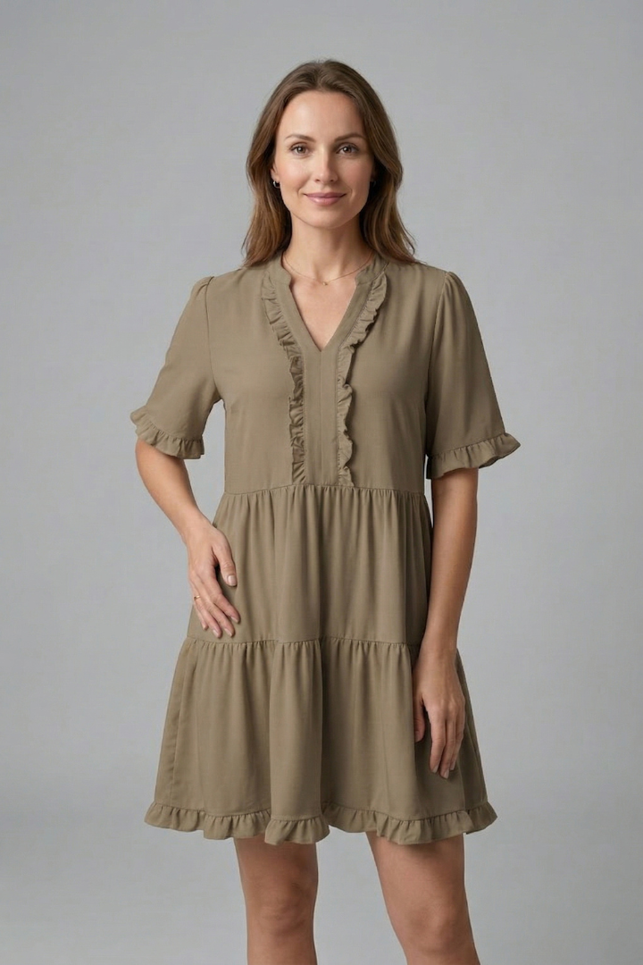 Robe femme col V détail à volant
