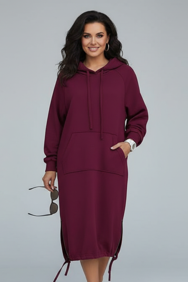 Vestido de mulher com cordão na bainha e bolso tipo canguru