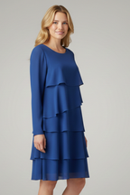 Vestito donna con maniche lunghe e orlo svasato