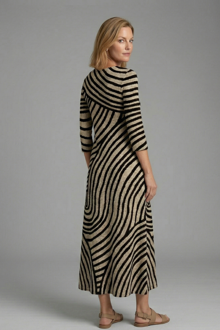 Vestido maxi de mulher com decote em V e mangas curtas