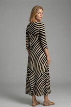 Vestido maxi de mulher com decote em V e mangas curtas