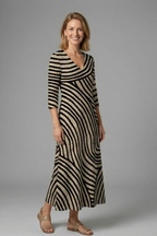 Vestido maxi de mulher com decote em V e mangas curtas
