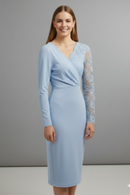 Vestito midi donna con maniche in pizzo e scollo a V