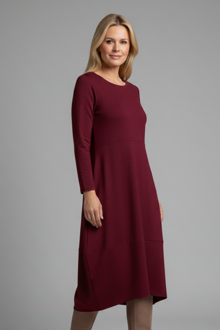 Vestido midi de mulher com decote redondo e mangas compridas 2