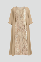 Vestido midi de mulher com decote redondo e mangas curtas 3
