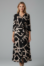Vestido midi de mulher com gola e atilho na cintura