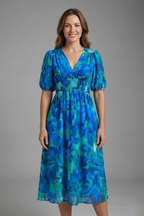 Vestido midi de mulher com decote em V e mangas curtas 3
