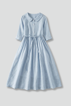Vestido midi de mulher com decote em V e atilho na cintura