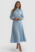 Vestito plissettato donna con maniche lunghe e laccio in vita
