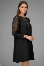 Rochie mini de damă cu mâneci din dantelă