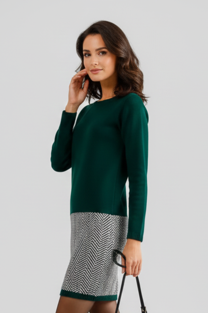 Rochie de damă cu decolteu rotund și bază cu model