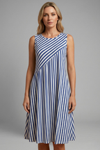 Vestido de mujer de rayas con corte holgado