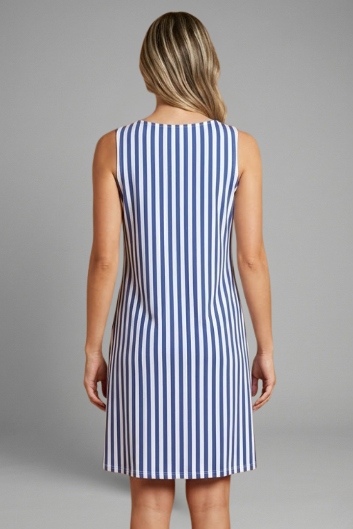 Vestido de mujer de rayas con corte holgado