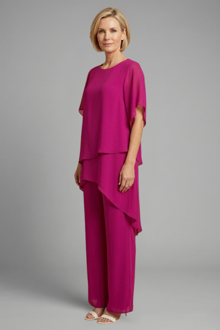 Ensemble femme avec bas asymétrique et pantalon à jambes larges