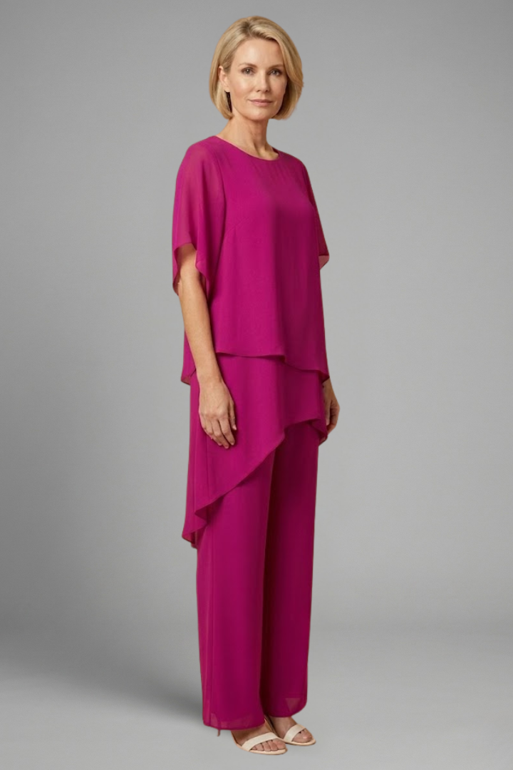 Ensemble femme avec bas asymétrique et pantalon à jambes larges