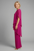 Ensemble femme avec bas asymétrique et pantalon à jambes larges