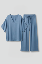 Conjunto de dos piezas de mujer con escote en V y pantalones anchos