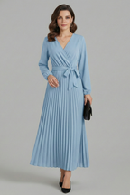 Vestito maxi donna con scollo a V, parte inferiore plissettata e laccio in vita
