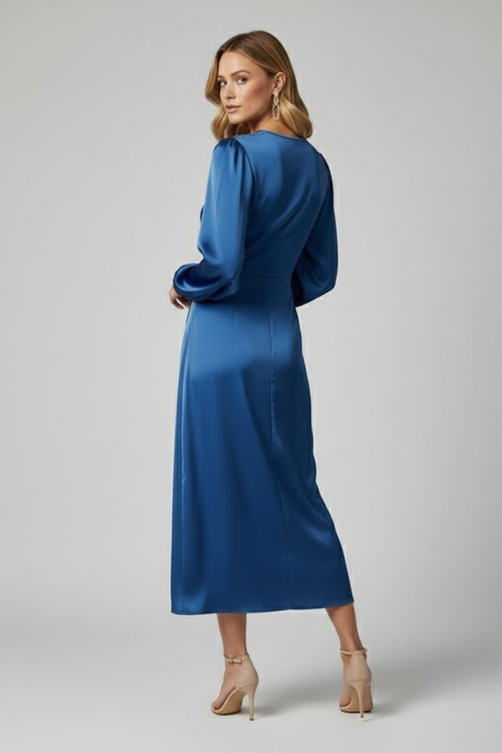 Vestito donna con scollo a V profondo e maniche lunghe