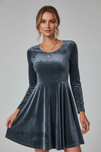 Robe mini femme col rond manches longues