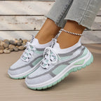 Zapatillas de mujer con cordones, diseño geométrico y caña baja