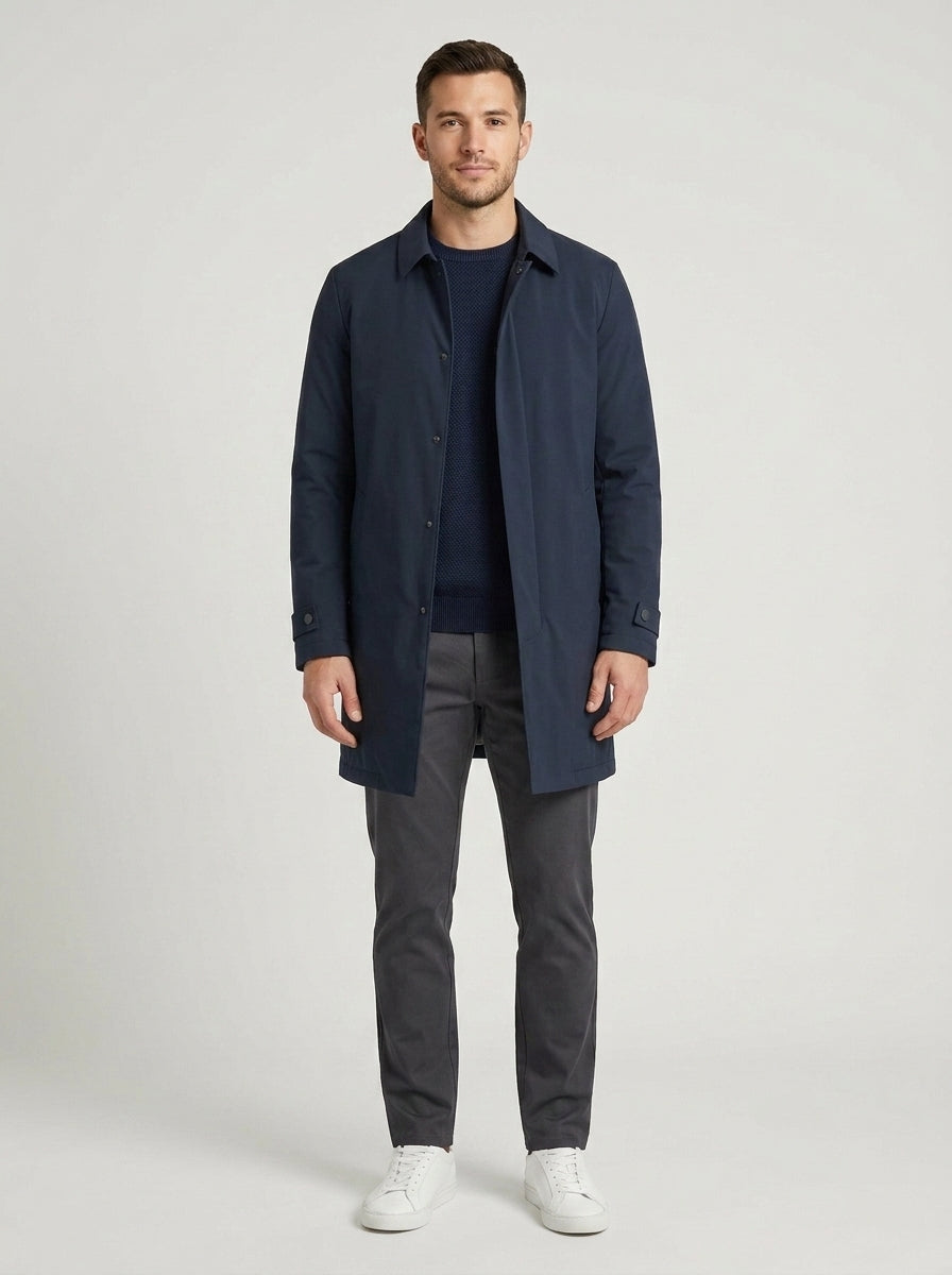 Męski płaszcz o prostym kroju z kołnierzem koszulowym i pikowaną podszewką