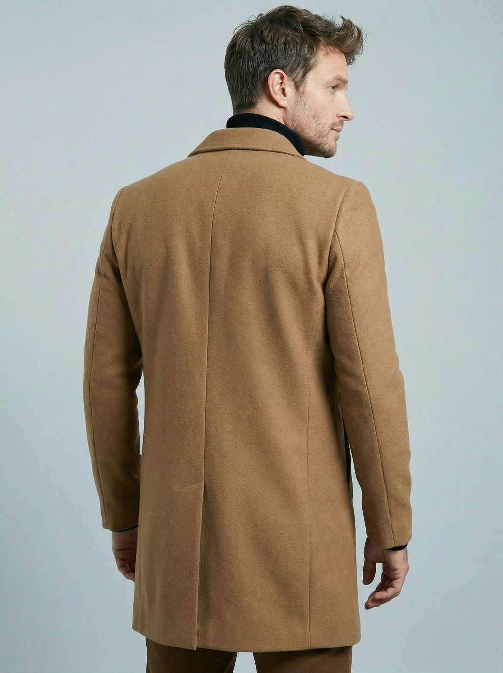 Cappotto uomo invernale classico con revers, lungo
