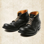 Botins de mulher com atacadores, cano curto e biqueira redonda