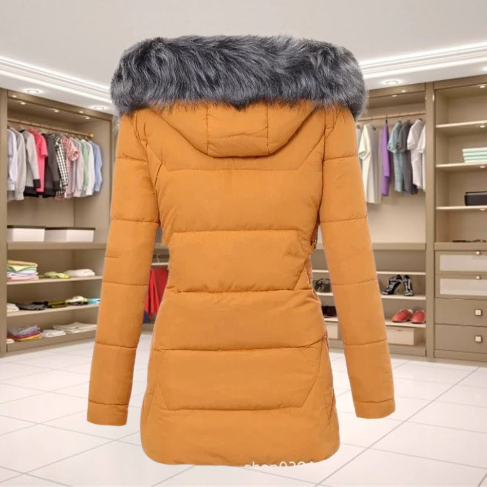 Manteau matelassé femme à capuche et col en fourrure
