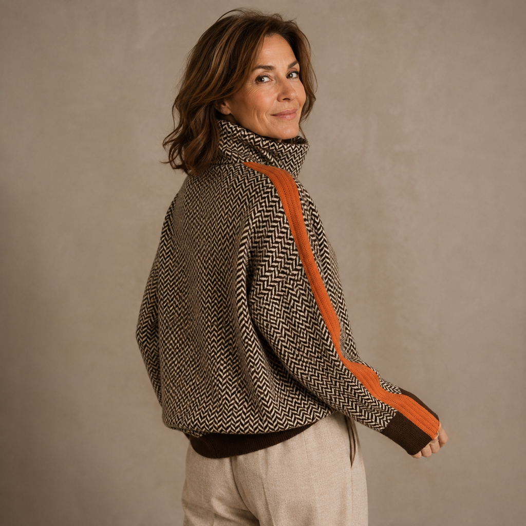 Sweater til damer med rullekrave og fiskebensmønster