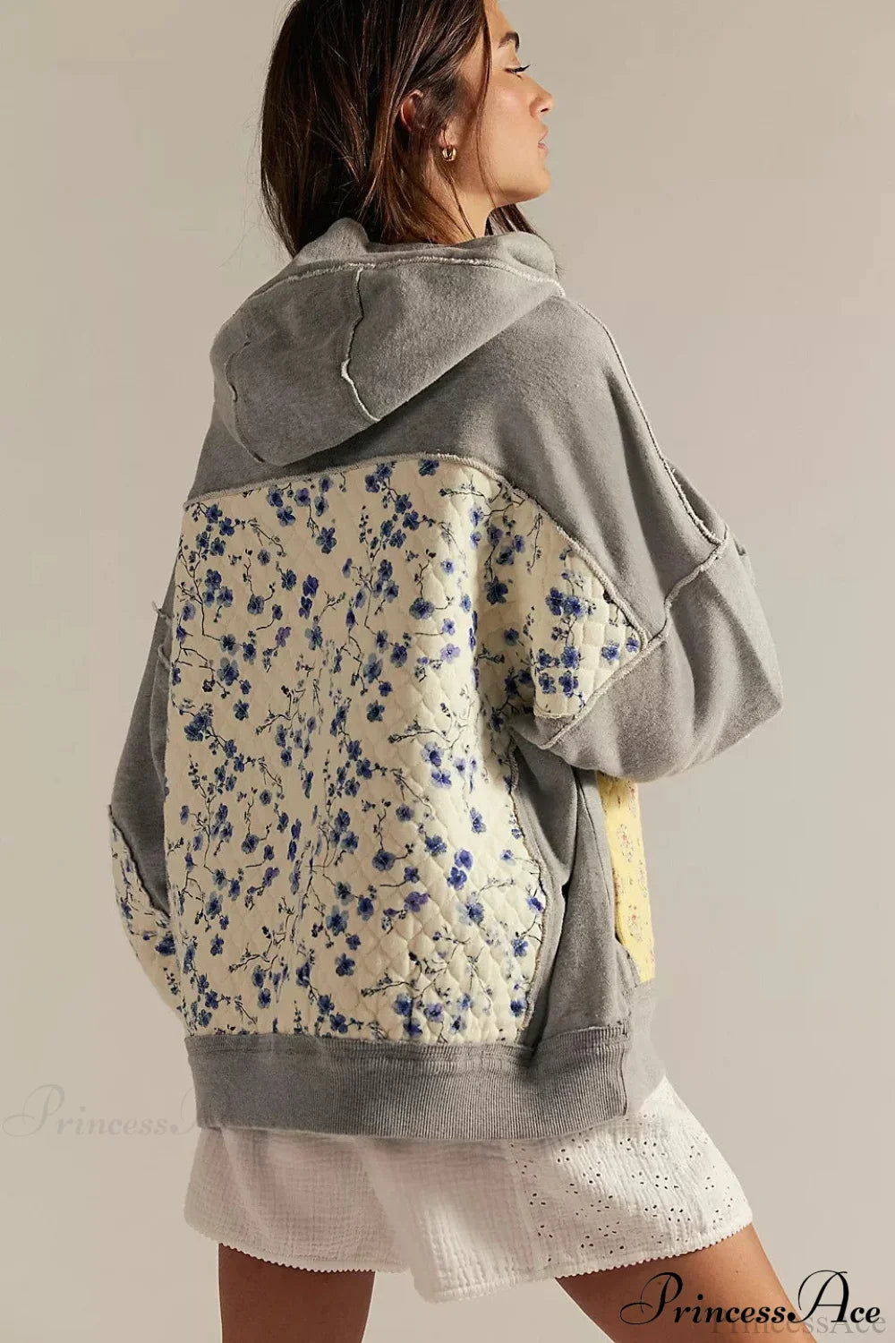 Sweat à capuche femme à panneaux fleuris et bords-côtes