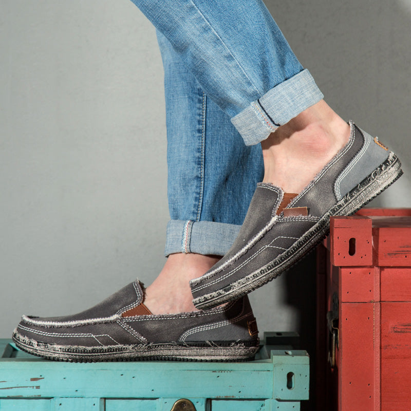 Mocasini de damă fără șiret, cu cusături decorative