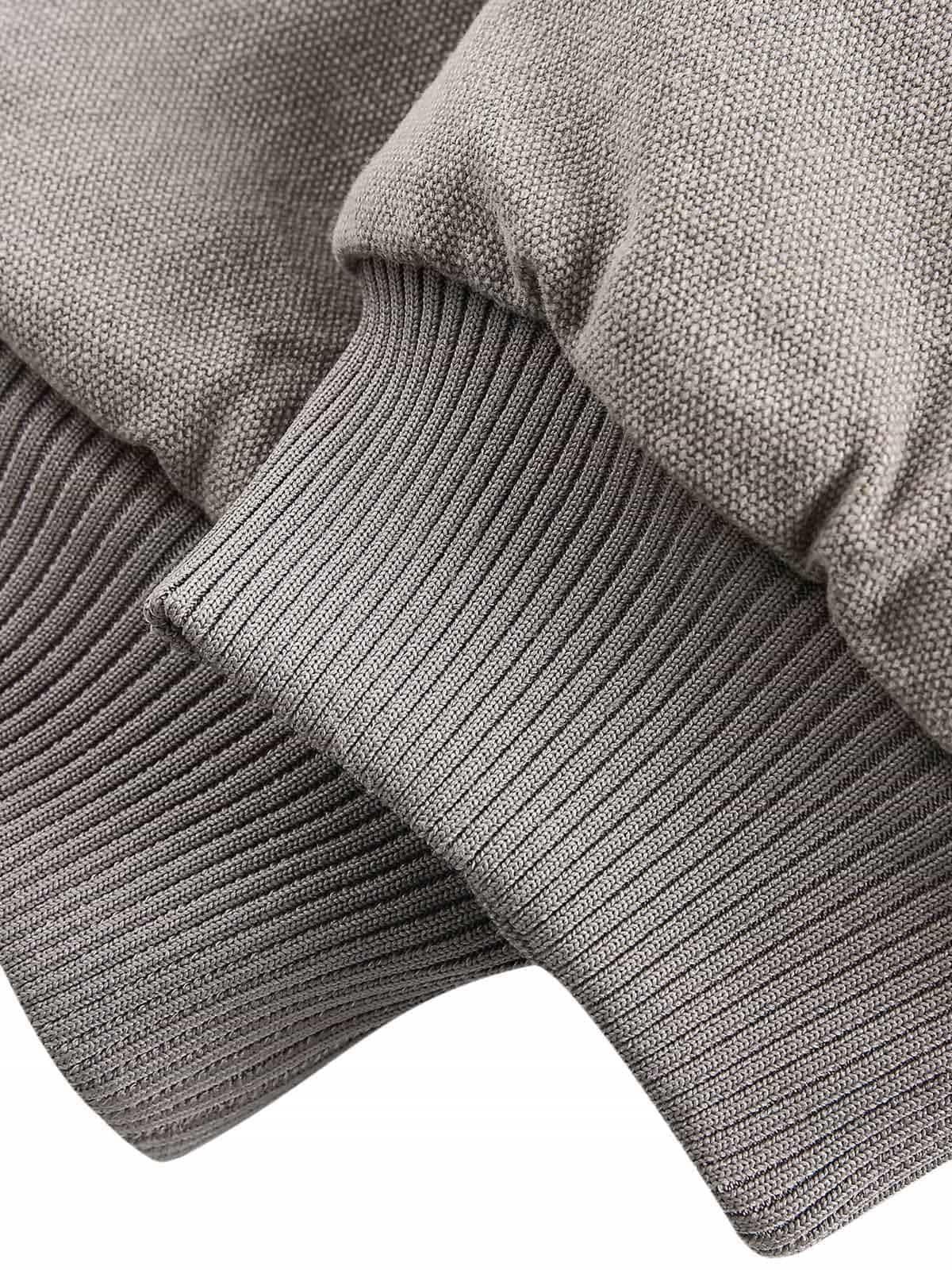 Quiltet unisex jakke med hætte og pelsfinish, med lynlås