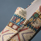 Scarpe basse donna mocassini a motivo con cinturino decorativo