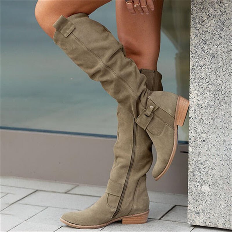 Botas altas de mulher com cano franzido