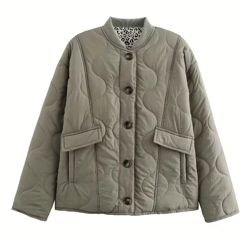 Elegant vest til damer med leopardfoer