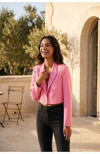 Veste de tailleur femme courte à revers et manches longues