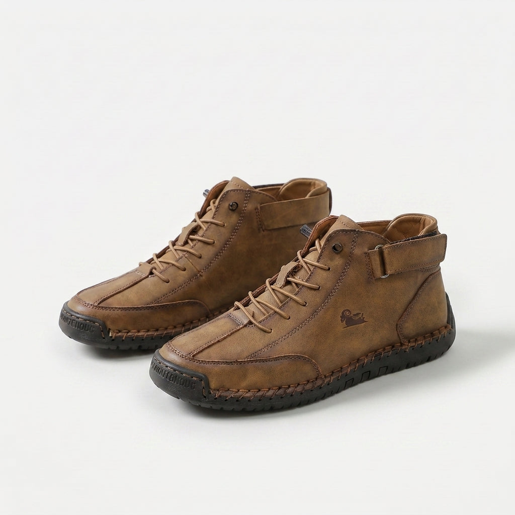 Sneakers unisex alla caviglia con lacci e cinturino