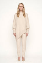 Pull femme oversize à col roulé, asymétrique