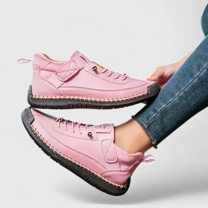 Sneakers unisex con lacci e punta tonda