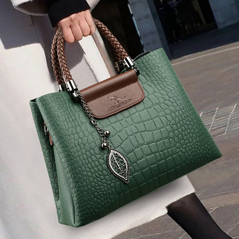 Borsa in pelle donna, tracolla regolabile, classica, compatta