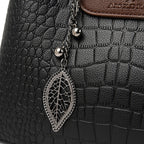 Borsa in pelle donna, tracolla regolabile, classica, compatta