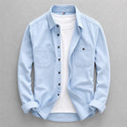 Cămașă bărbătească din denim cu mânecă lungă și buzunare