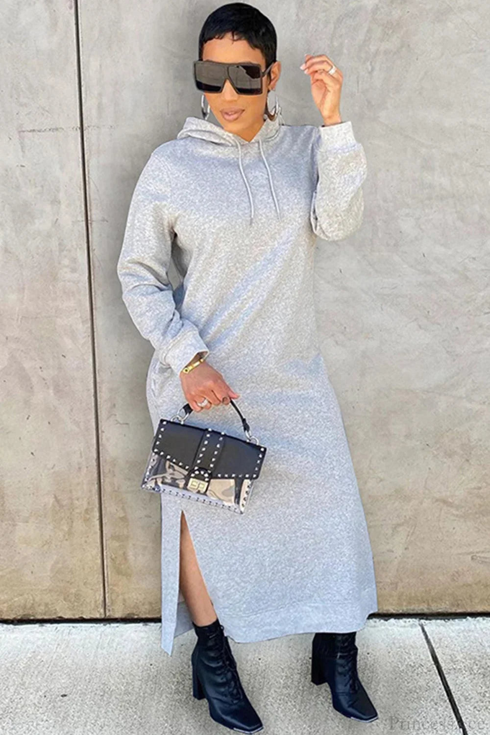 Rochie midi de damă cu glugă și crăpătură