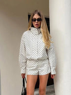 Veste femme à pois, courte, à col montant et zip